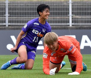 女子サッカー 広島がホーム初勝利 ｗｅリーグ 中国新聞デジタル